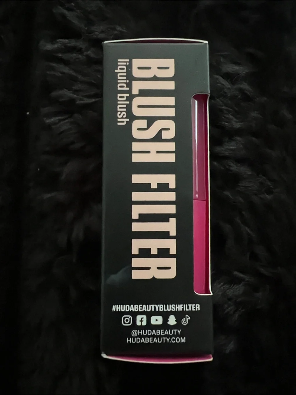 HUDA BEAUTY buildable liquid